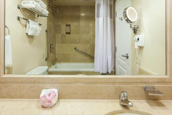Best Western Plus Nuevo Laredo Inn & Suites 部屋 写真